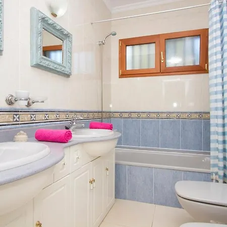 Вілла Casa Pardelera - 3 Bedroom - Great Pool Area With Jacuzzi - Perfect For Families Пуерто-дель-Кармен